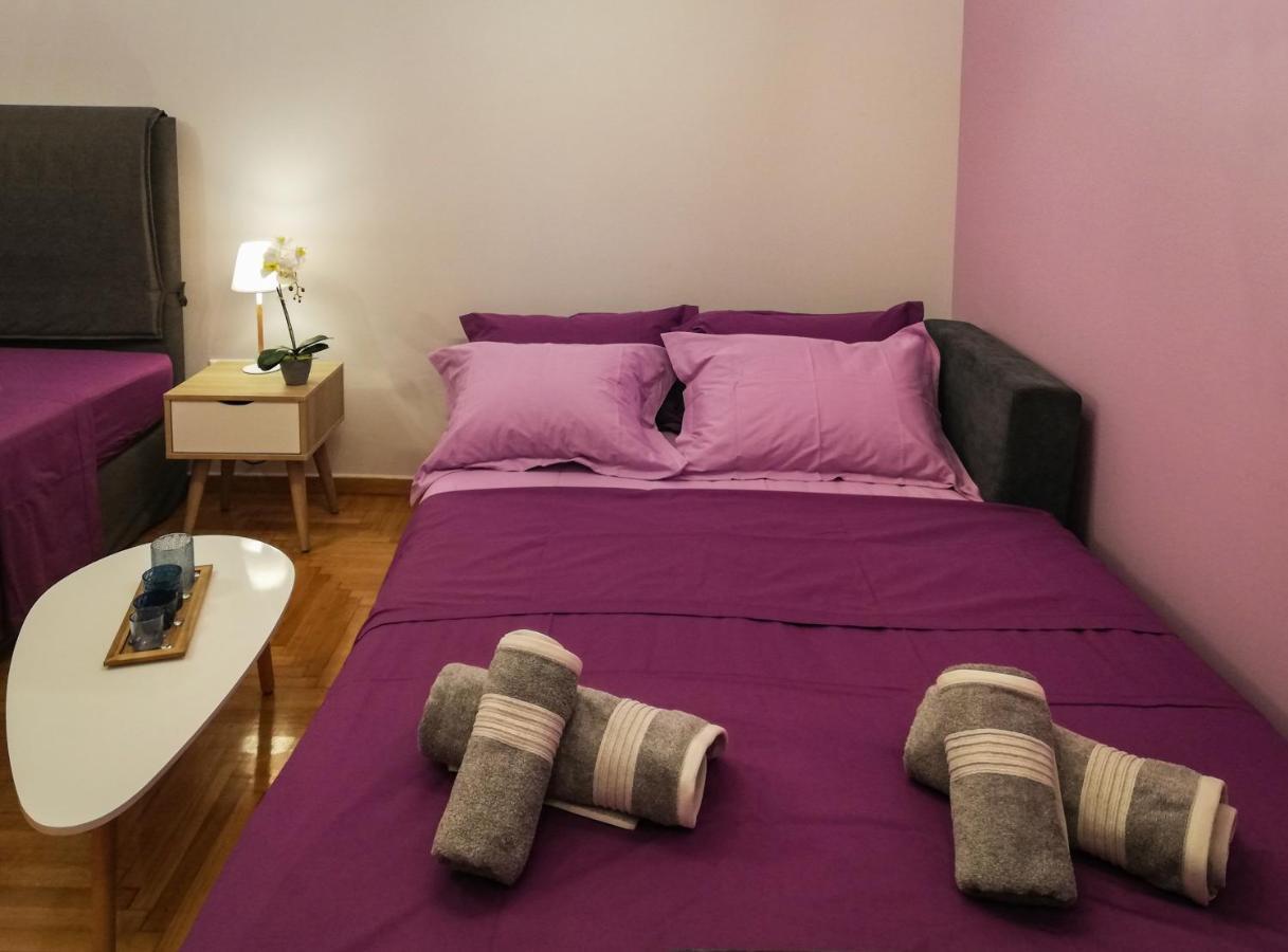 Stylish Modern Studio In The Heart Of أثينا المظهر الخارجي الصورة