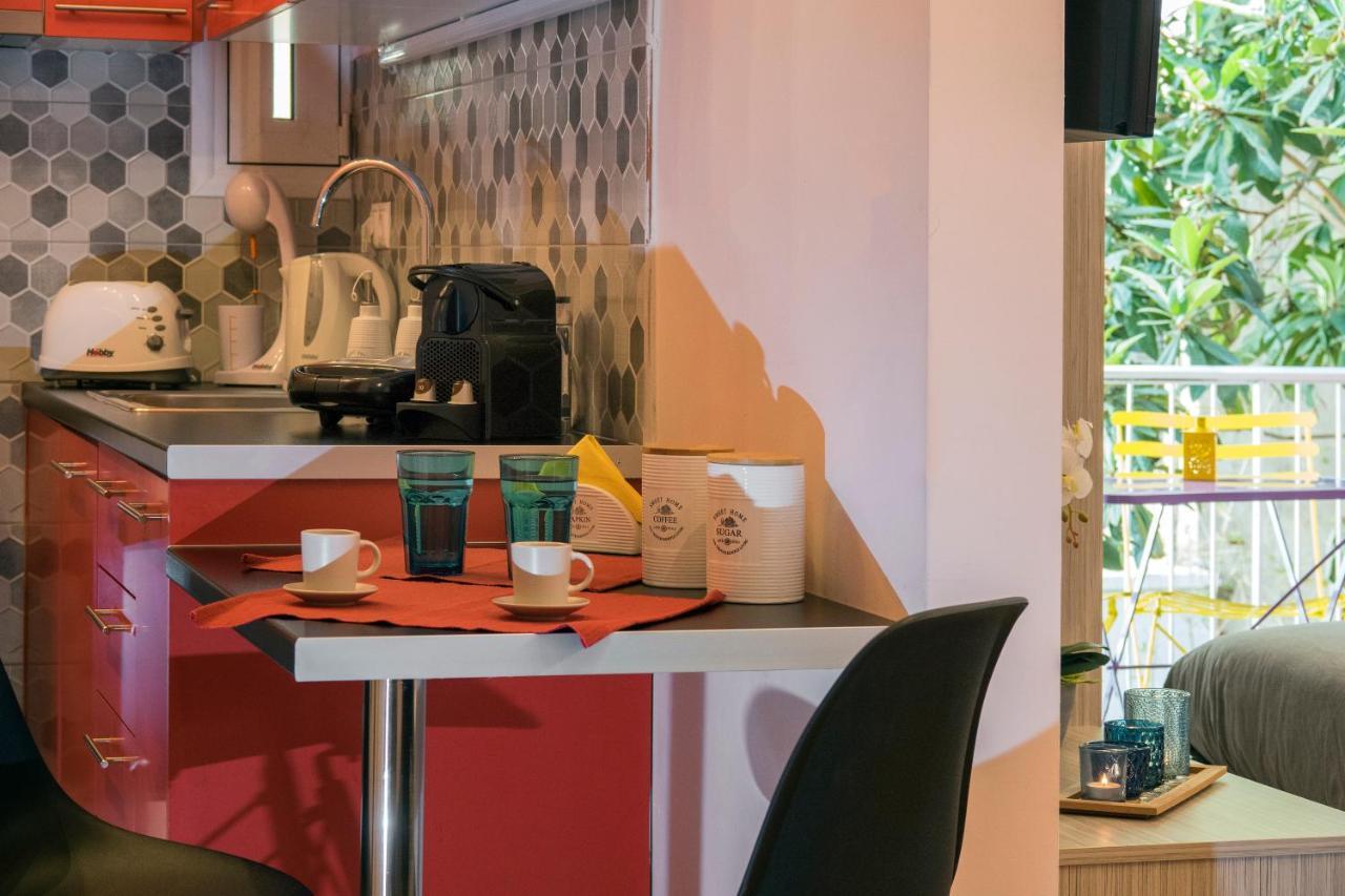 Stylish Modern Studio In The Heart Of أثينا المظهر الخارجي الصورة