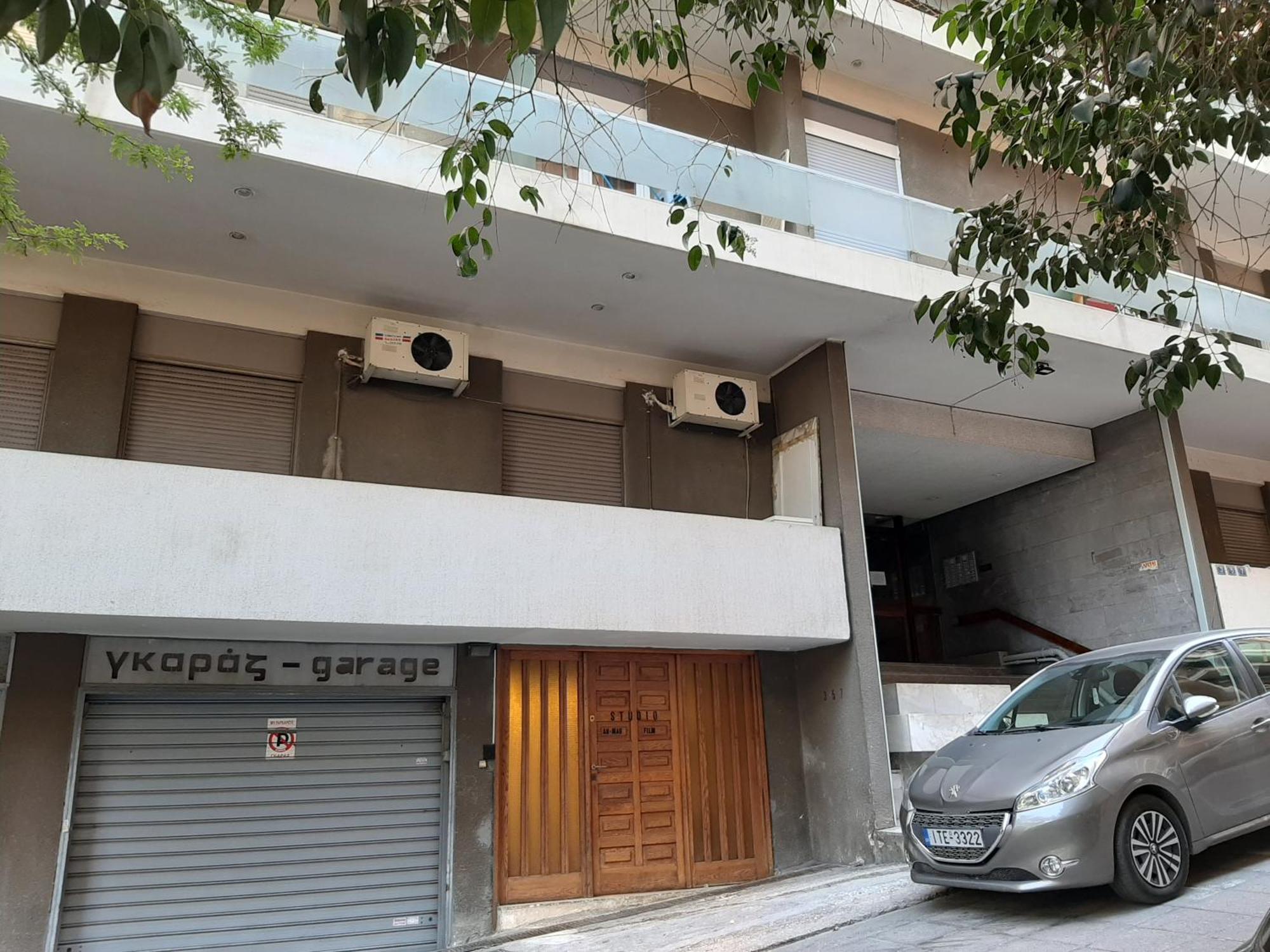 Stylish Modern Studio In The Heart Of أثينا المظهر الخارجي الصورة